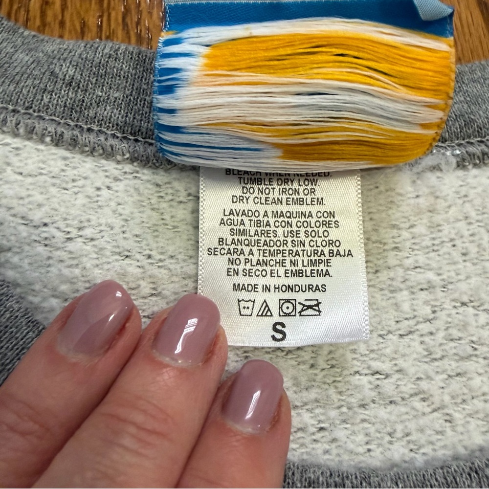 Ucla Bruin Basic Threads Crewneck Gray Sweatshirt… - image 5